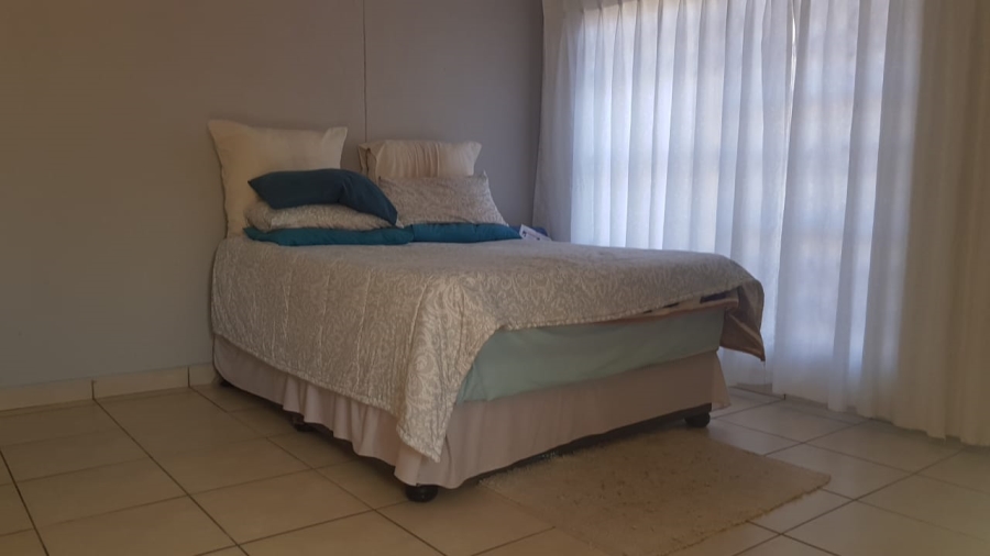 4 Bedroom Property for Sale in Tlhabane West North West